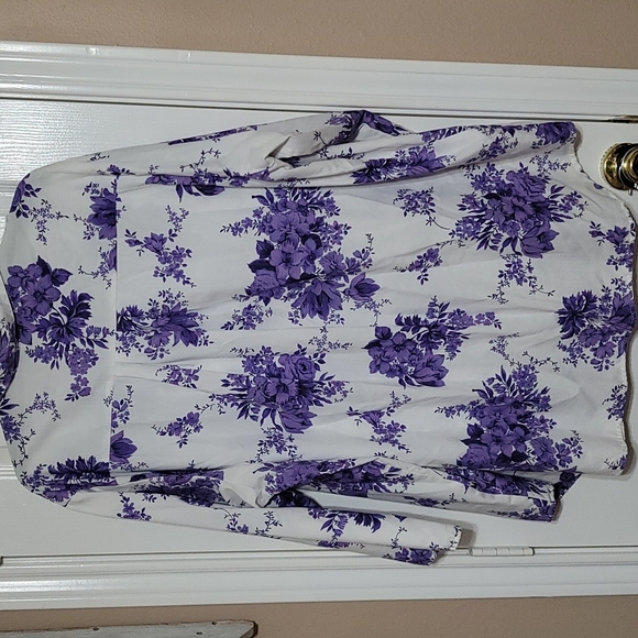 Button down Blouse - Picture 4 of 7